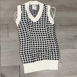 Abercrombie & Fitch Black and White Houndstooth Mini Dress